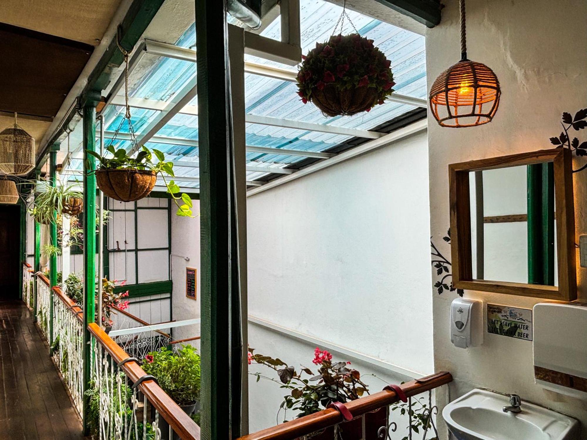 Hostel The Secret Garden Quito Zewnętrze zdjęcie